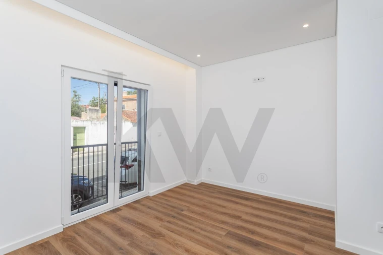 Apartamento T3 para Venda em Ramada e Caneças Foto 25