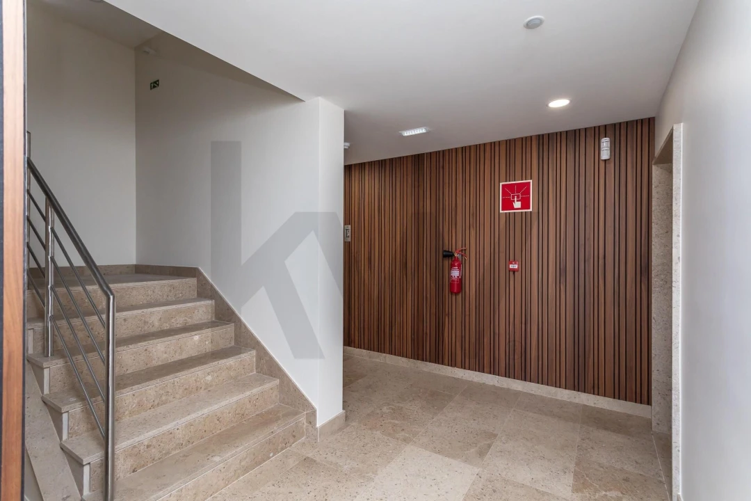 Apartamento T3 para Venda em Ramada e Caneças Foto 36