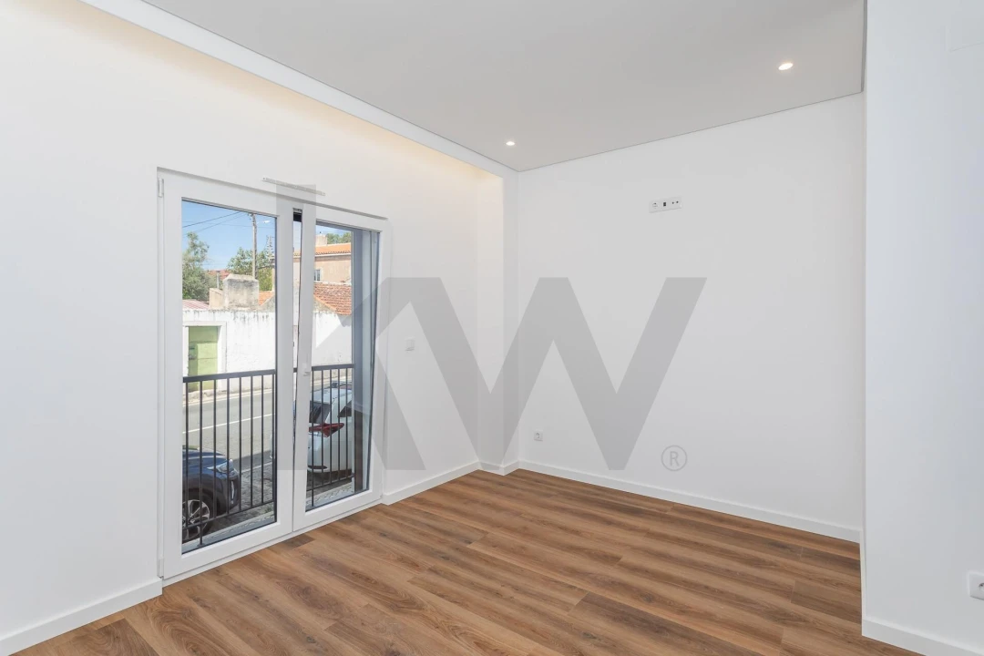 Apartamento T3 para Venda em Ramada e Caneças Foto 25