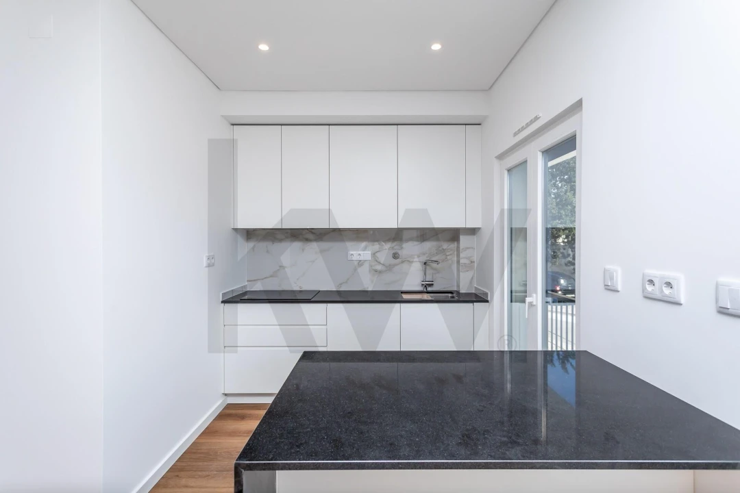 Apartamento T3 para Venda em Ramada e Caneças Foto 9