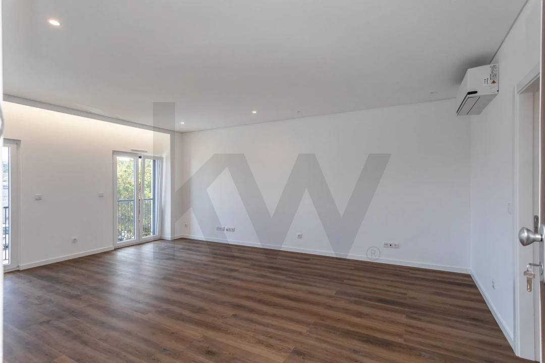 Apartamento T3 para Venda em Ramada e Caneças Foto 4