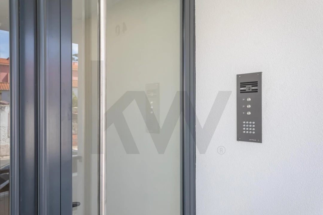 Apartamento T3 para Venda em Ramada e Caneças Foto 38