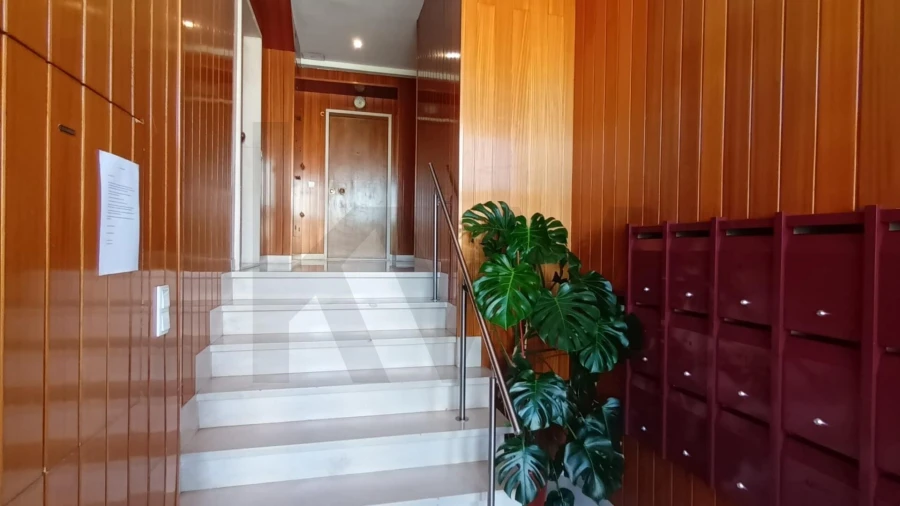 Apartamento T2 para Arrendamento em São Domingos de Benfica Foto 20