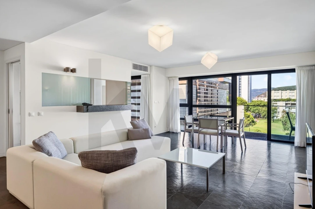 Apartamento T1 para Venda em Carvalhal Foto 3