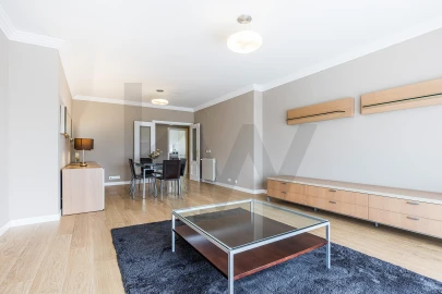 Apartamento T3 para Arrendamento em Porto Salvo