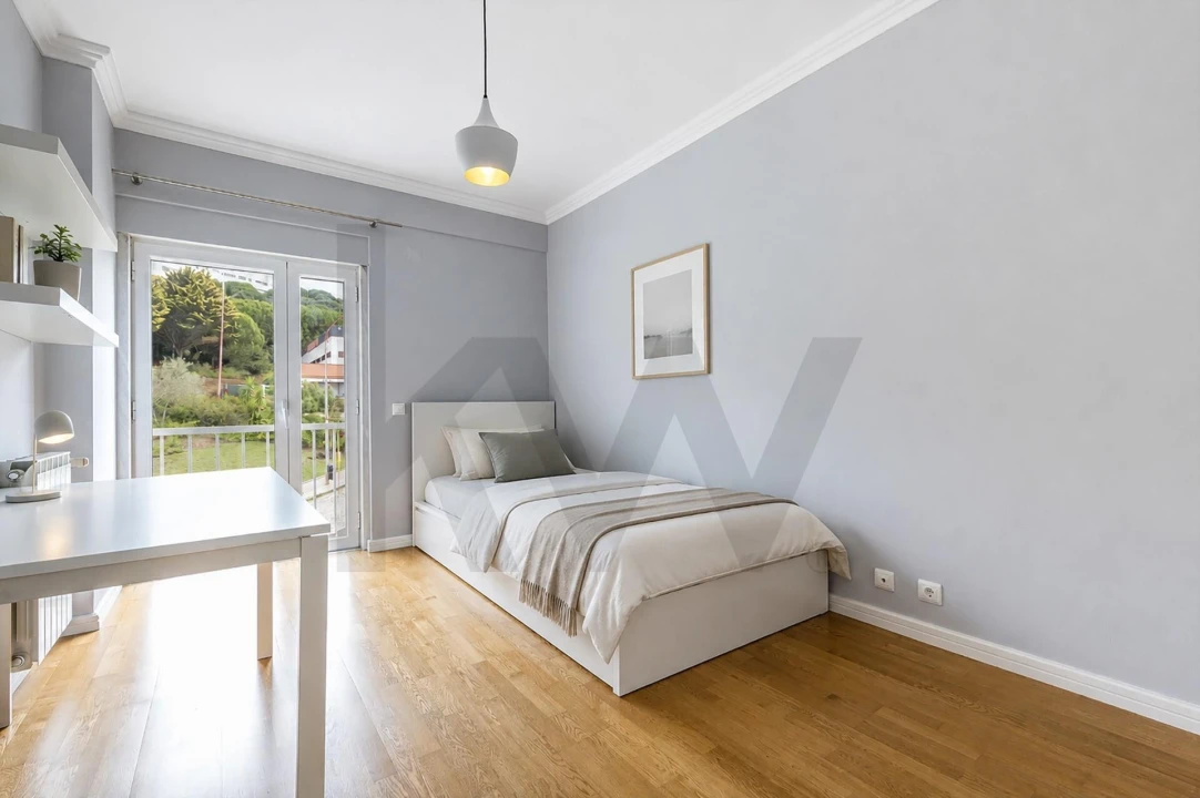 Apartamento T3 para Arrendamento em Porto Salvo Foto 15