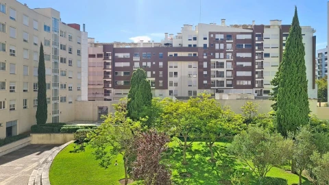 Apartamento T4 para Venda em Parque das Nações