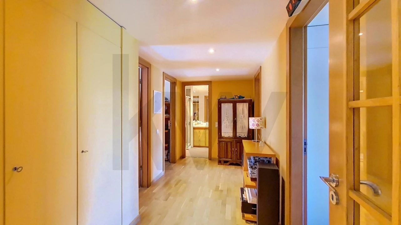 Apartamento T4 para Venda em Parque das Nações Foto 7