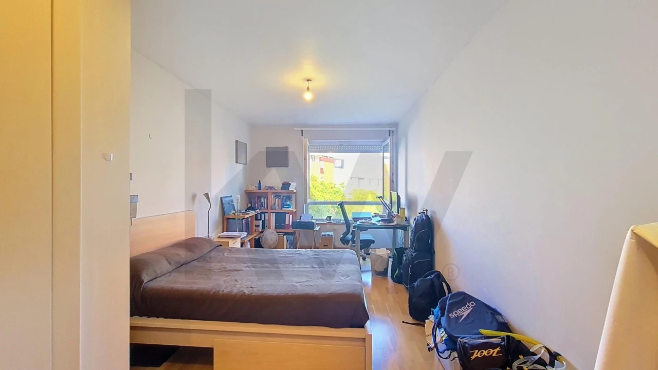 Apartamento T4 para Venda em Parque das Nações Foto 10