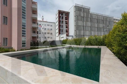 Apartamento T2 para Arrendamento em Areeiro