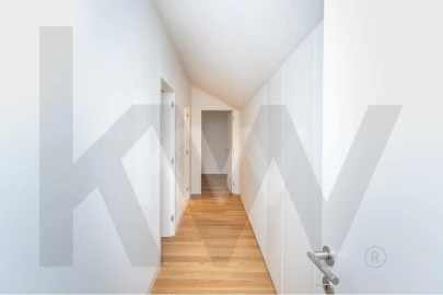 Apartamento T2 para Arrendamento em Areeiro