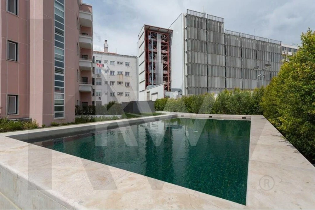Apartamento T2 para Arrendamento em Areeiro Foto 35