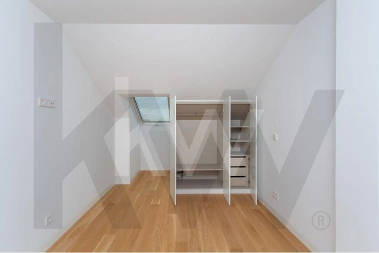Apartamento T2 para Arrendamento em Areeiro Foto 20