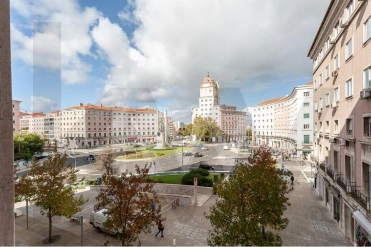 Apartamento T2 para Arrendamento em Areeiro Foto 42