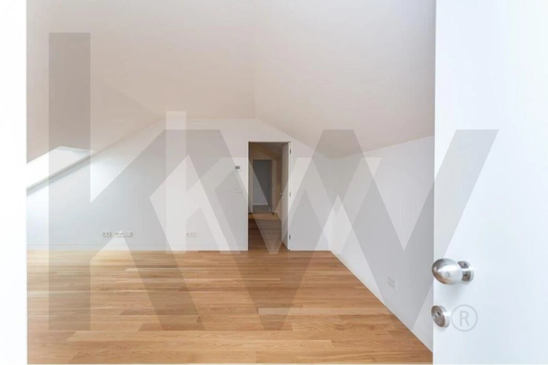 Apartamento T2 para Arrendamento em Areeiro Foto 4