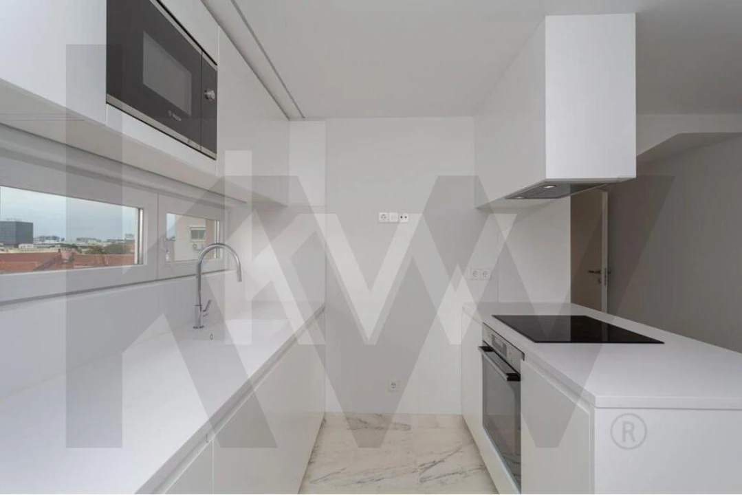 Apartamento T2 para Arrendamento em Areeiro Foto 13