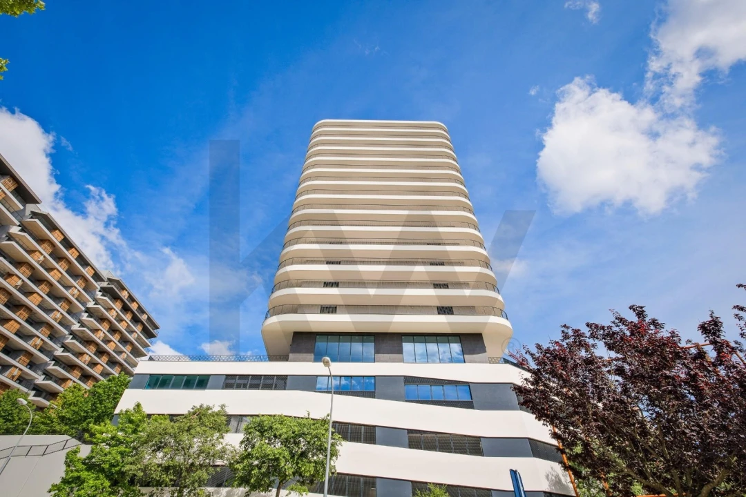 Apartamento T3 para Arrendamento em Algés, Linda-A-Velha e Cruz Quebrada-Dafundo Foto 34