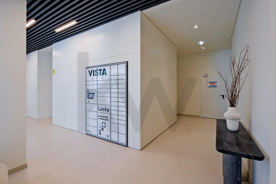 Apartamento T3 para Arrendamento em Algés, Linda-A-Velha e Cruz Quebrada-Dafundo Foto 36