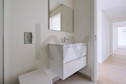Apartamento T3 para Arrendamento em Algés, Linda-A-Velha e Cruz Quebrada-Dafundo
