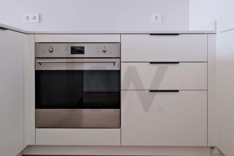 Apartamento T3 para Arrendamento em Algés, Linda-A-Velha e Cruz Quebrada-Dafundo Foto 6