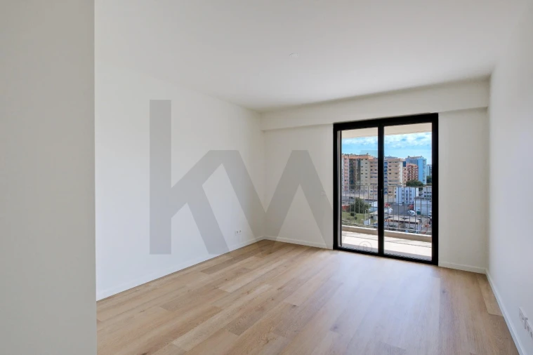 Apartamento T3 para Arrendamento em Algés, Linda-A-Velha e Cruz Quebrada-Dafundo Foto 11