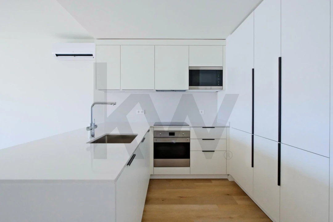 Apartamento T3 para Arrendamento em Algés, Linda-A-Velha e Cruz Quebrada-Dafundo Foto 3