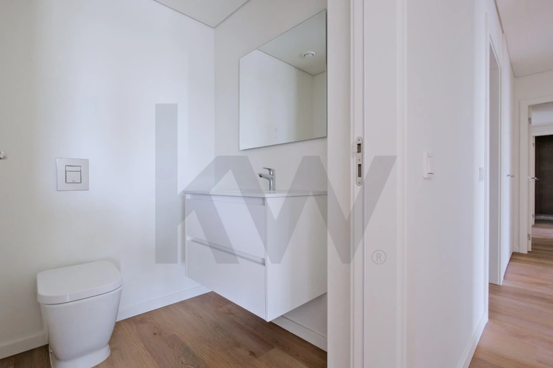 Apartamento T3 para Arrendamento em Algés, Linda-A-Velha e Cruz Quebrada-Dafundo Foto 17