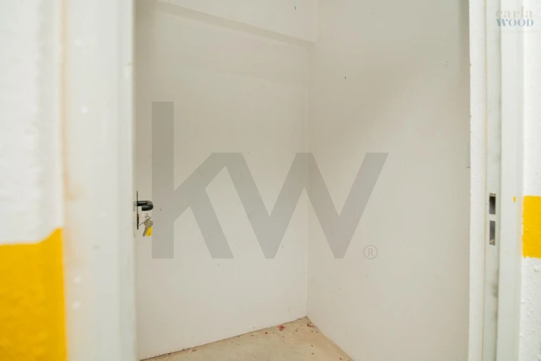 Apartamento T2 para Venda em Portimão Foto 48
