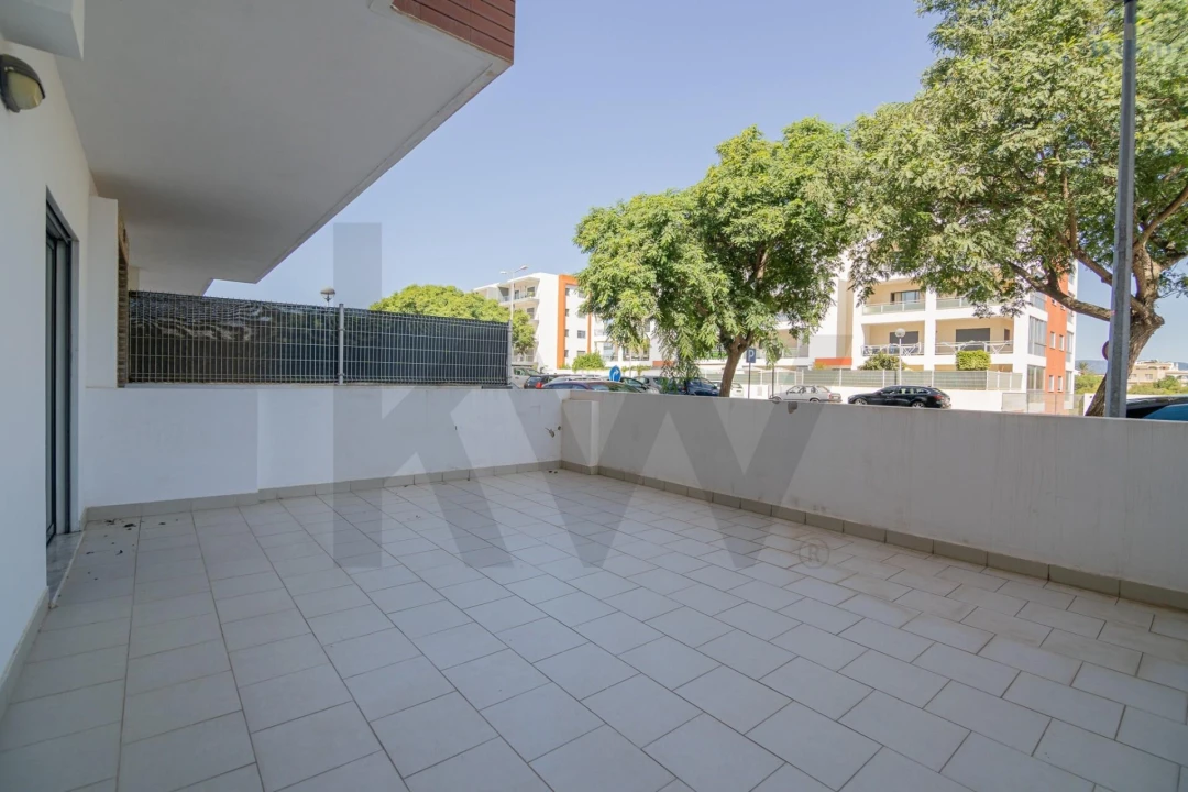 Apartamento T2 para Venda em Portimão Foto 36