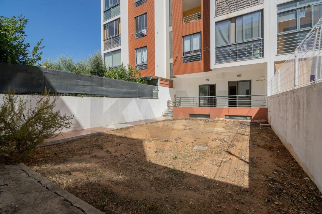 Apartamento T2 para Venda em Portimão Foto 21