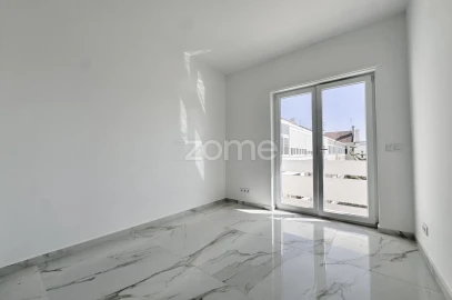 Apartamento T2 para Venda em Cacém e São Marcos