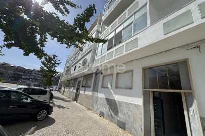 Apartamento T2 para Venda em Cacém e São Marcos