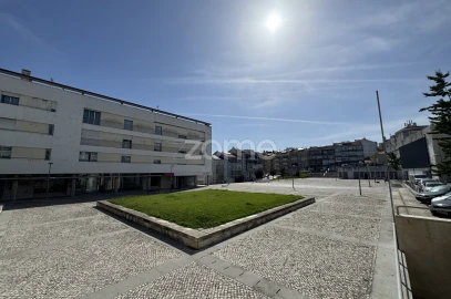 Apartamento T2 para Venda em Cacém e São Marcos