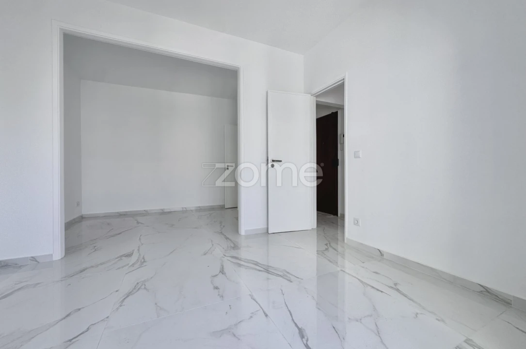 Apartamento T2 para Venda em Cacém e São Marcos Foto 9