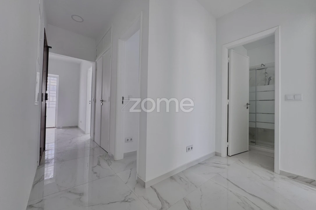 Apartamento T2 para Venda em Cacém e São Marcos Foto 4