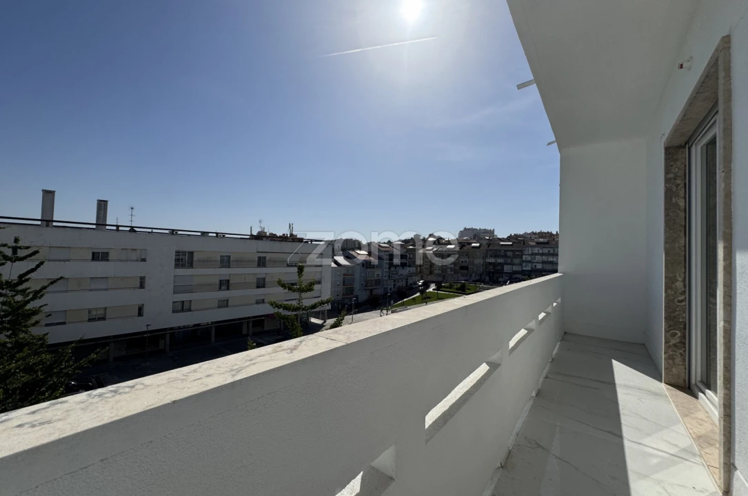 Apartamento T2 para Venda em Cacém e São Marcos Foto 14