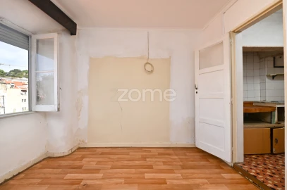 Apartamento T1 para Venda em Santa Maria Maior