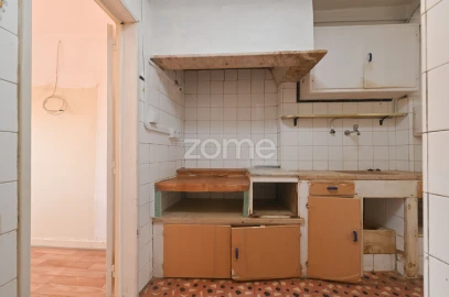 Apartamento T1 para Venda em Santa Maria Maior