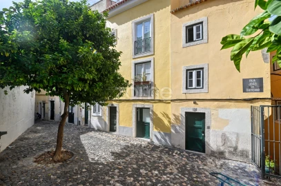 Apartamento T1 para Venda em Santa Maria Maior