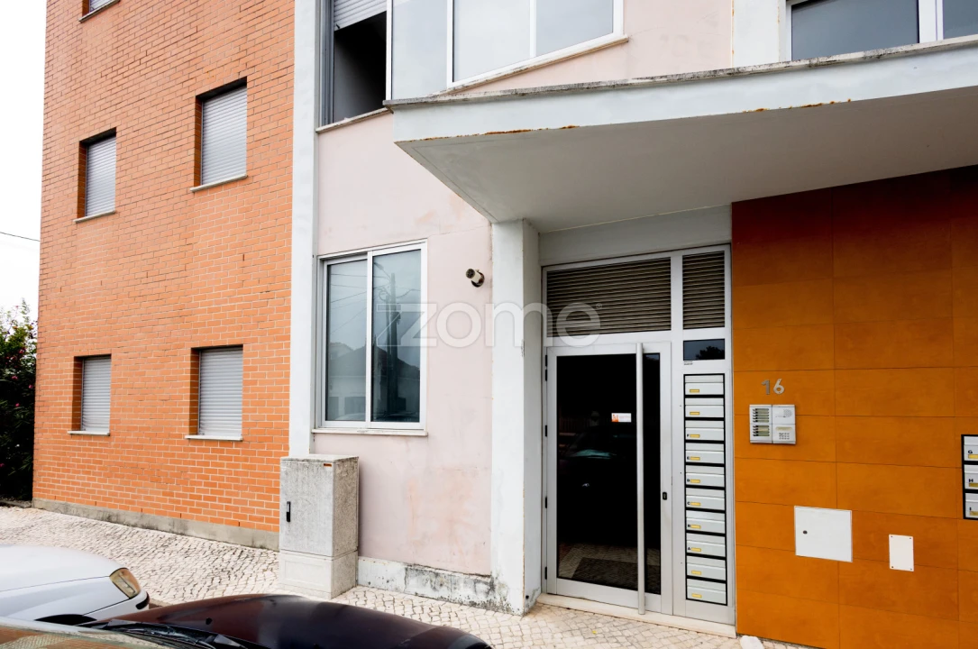 Apartamento T3 para Venda em Pampilhosa Foto 1