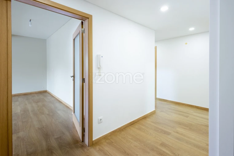 Apartamento T3 para Venda em Pampilhosa Foto 3