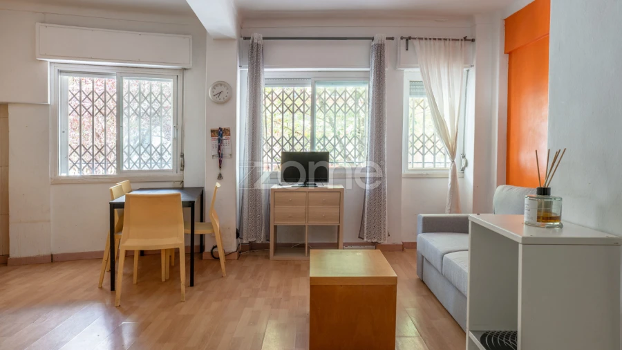 Apartamento T1 para Arrendamento em Venteira
