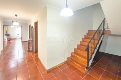 Moradia T3 para Venda em Rabo de Peixe