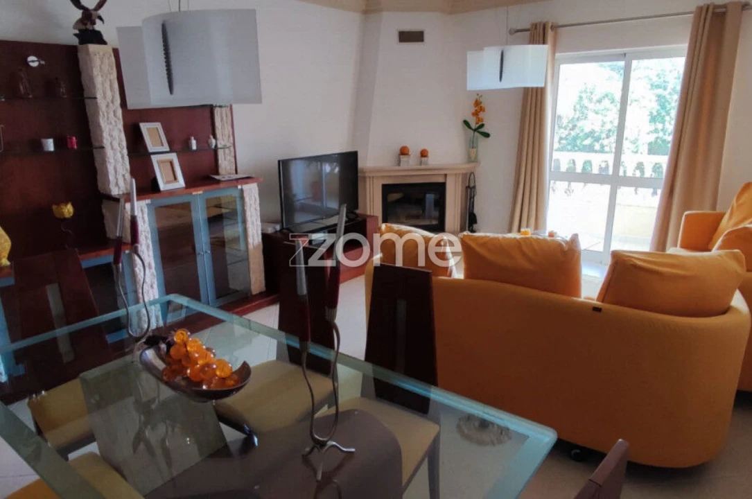 Apartamento T2 para Arrendamento em Silves Foto 5