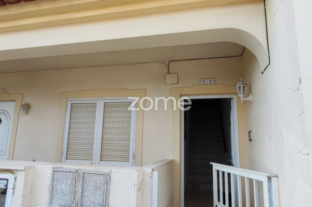Apartamento T2 para Arrendamento em Silves Foto 3