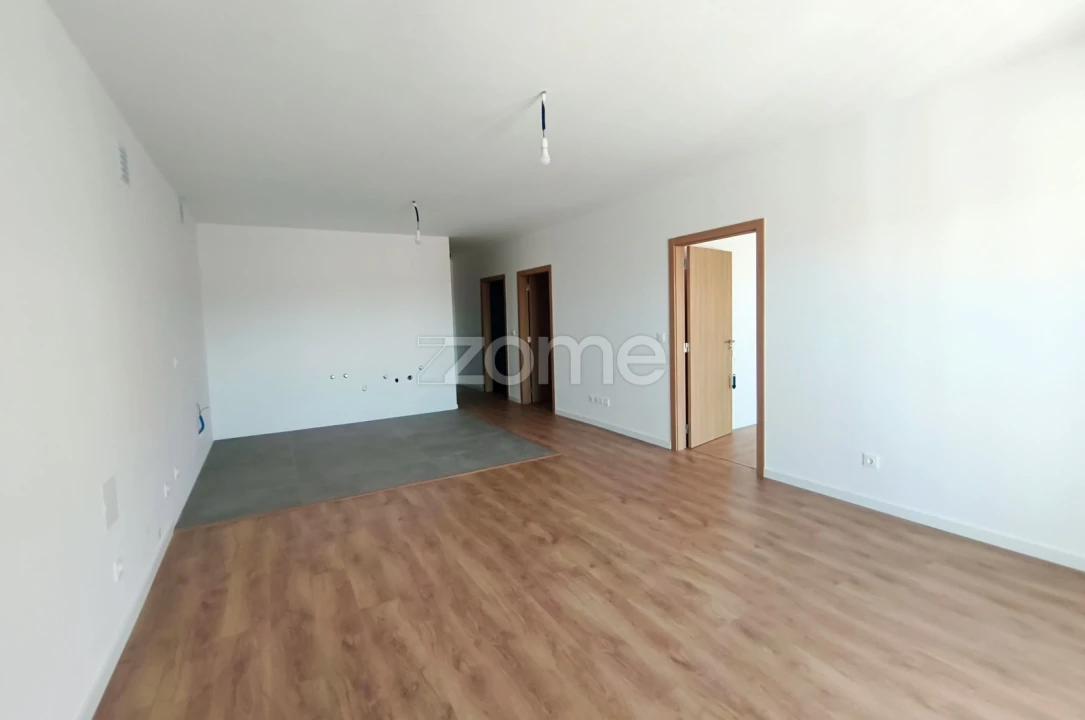 Apartamento T2 para Venda em Viana do Alentejo Foto 4