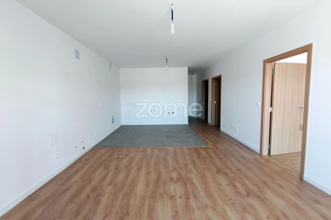 Apartamento T2 para Venda em Viana do Alentejo Foto 5