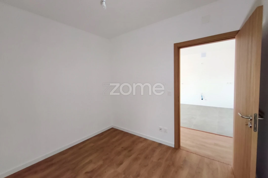 Apartamento T2 para Venda em Viana do Alentejo Foto 15