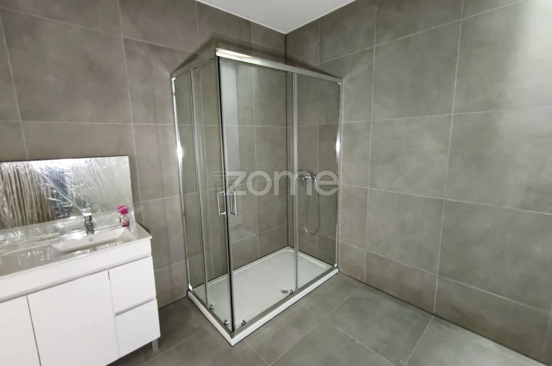 Apartamento T2 para Venda em Viana do Alentejo Foto 18