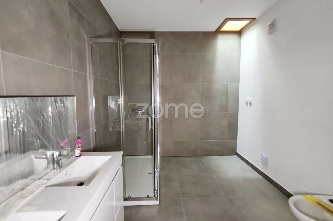 Apartamento T2 para Venda em Viana do Alentejo Foto 16